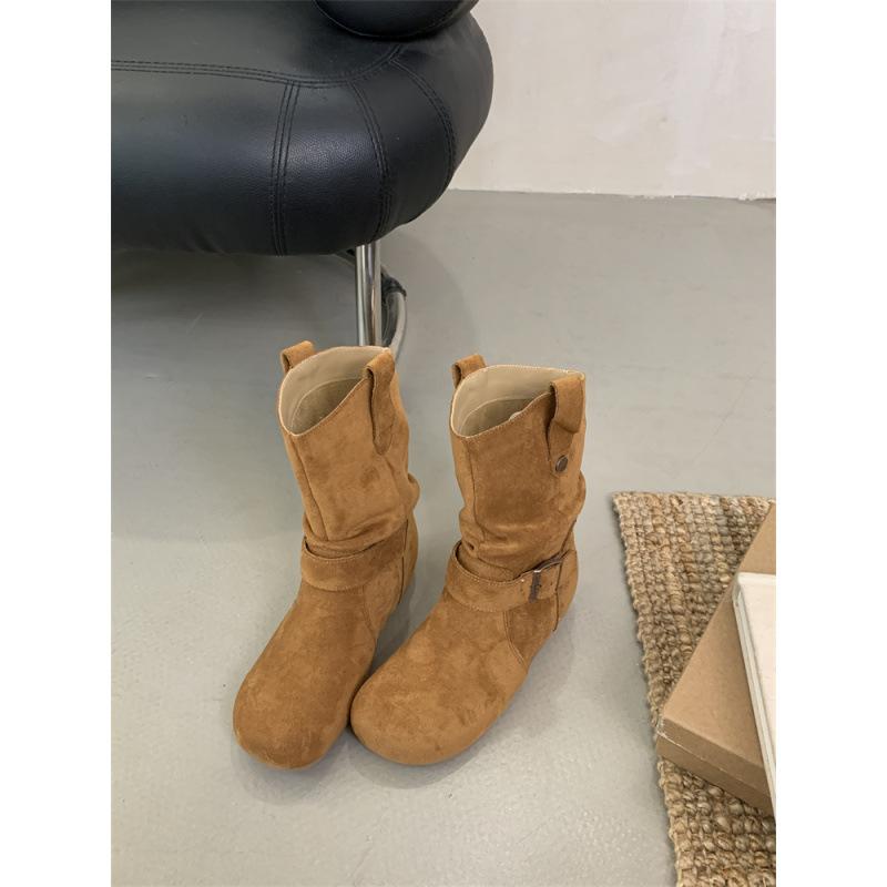 Inner heightening versatile retro stacking boots women's 2025 autumn and winter new boots thick-soled round head matte short boots