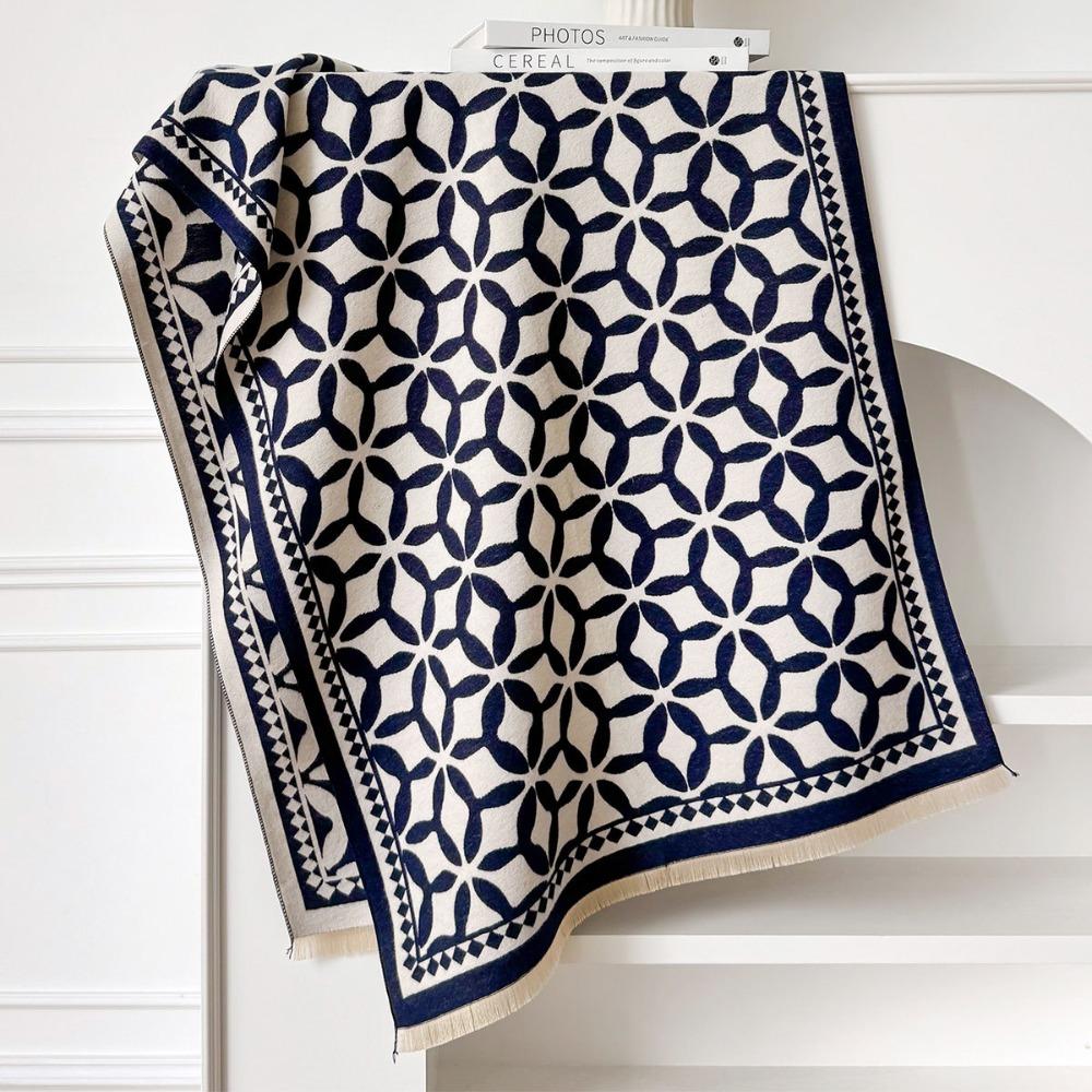 Elegant Elegant Cashmere Poncho Coldproof Warm Imitation Cashmere Scarf Windproof Jacquard Design Scarf Winter Season