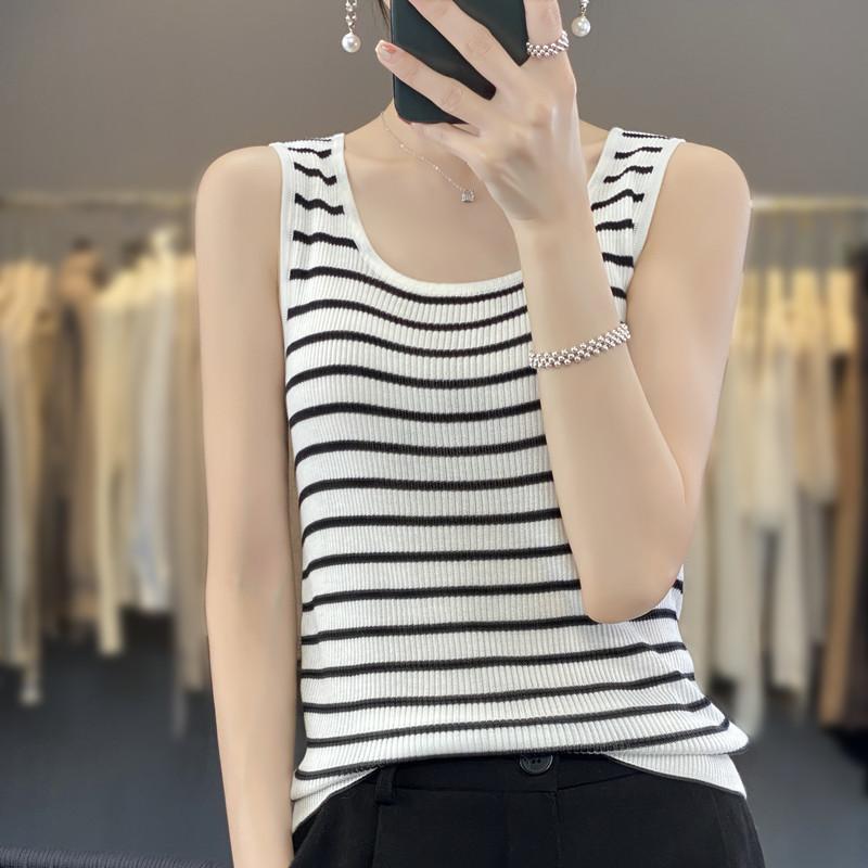 U-neck Striped Tensile Knitted Vest for Women In Summer, Suspender Inner Wear, Design Sleeveless Top