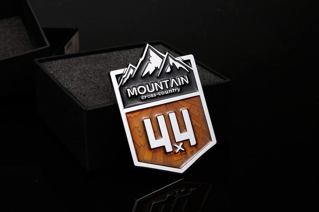 4x4 Mountain Cross Country Metal Car Sticker, Off Road Racing Decal, Chrome Emblem Badge for Off-Road Vehicle