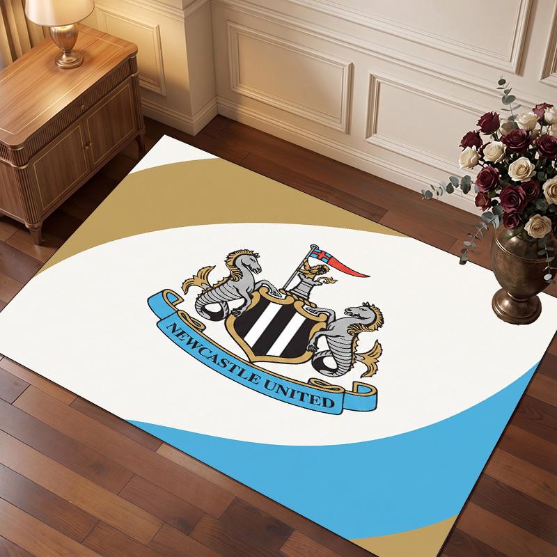 Tappeto in Velluto di Cristallo con Stampa di Calcio del Newcastle United, Comodo Assorbente d'Acqua Antiscivolo Tappeto per Pavimento Interno