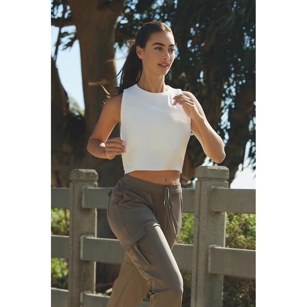 

Укороченная футболка без рукавов ANDAR Airy Fit