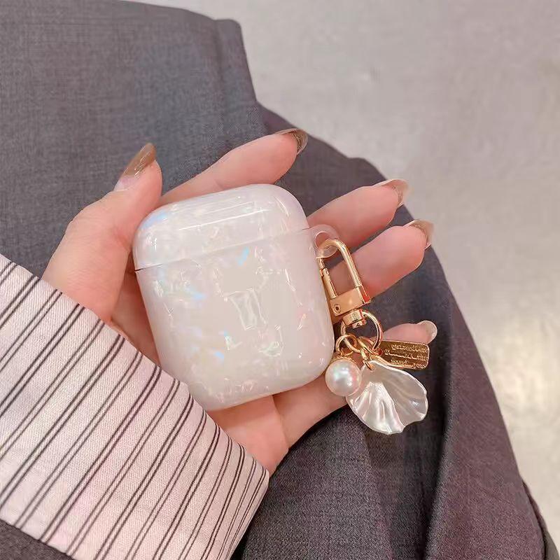 

Minimalist Shell Pattern for Apple Bluetooth Earbuds Case Airpods1/2 Protective Case Pro3 Generation Soft Silicone Ornaments Apple Airpods Pro Color shell pattern + shell