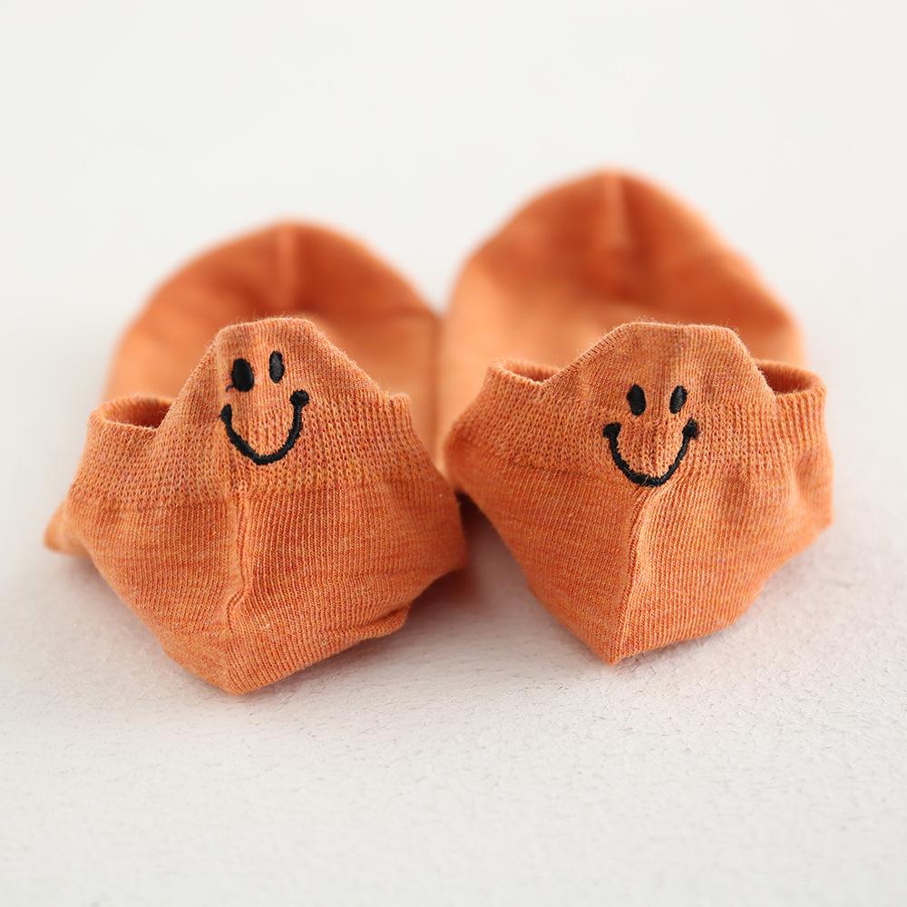 Chaussettes de cheville brodées lapin et carotte de dessin animé mignon printemps/été 2022 pour femmes