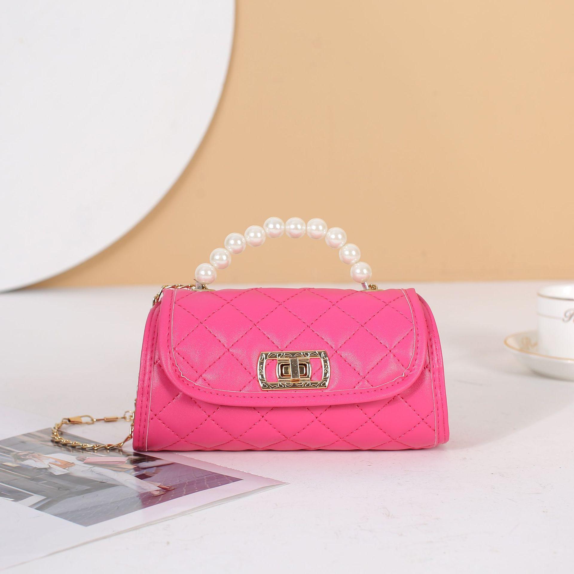 

Сладкая ромбовидная вышитая сумка-подушка, модная сумка через плечо на цепочке с ручкой из жемчуга, мини-сумка для мобильного телефона, сумка-саше розы красного