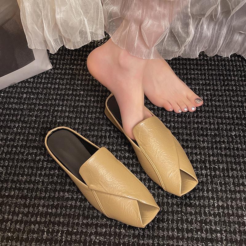 Baotou Spring and Autumn Slippers Women's Medium Heel Casual Fashion Slippers