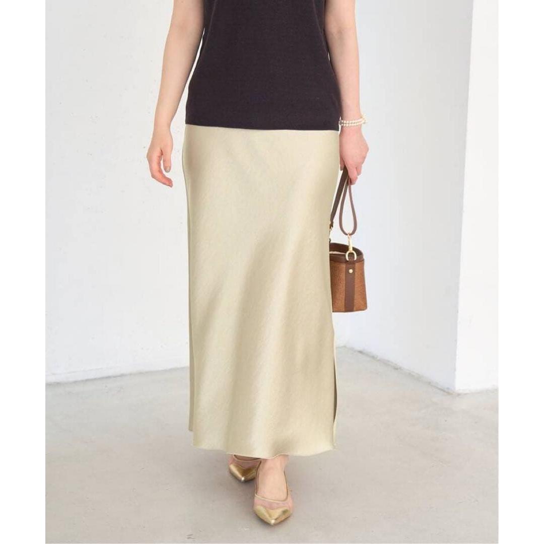 New and unused Double satin skirt Gold No. 38