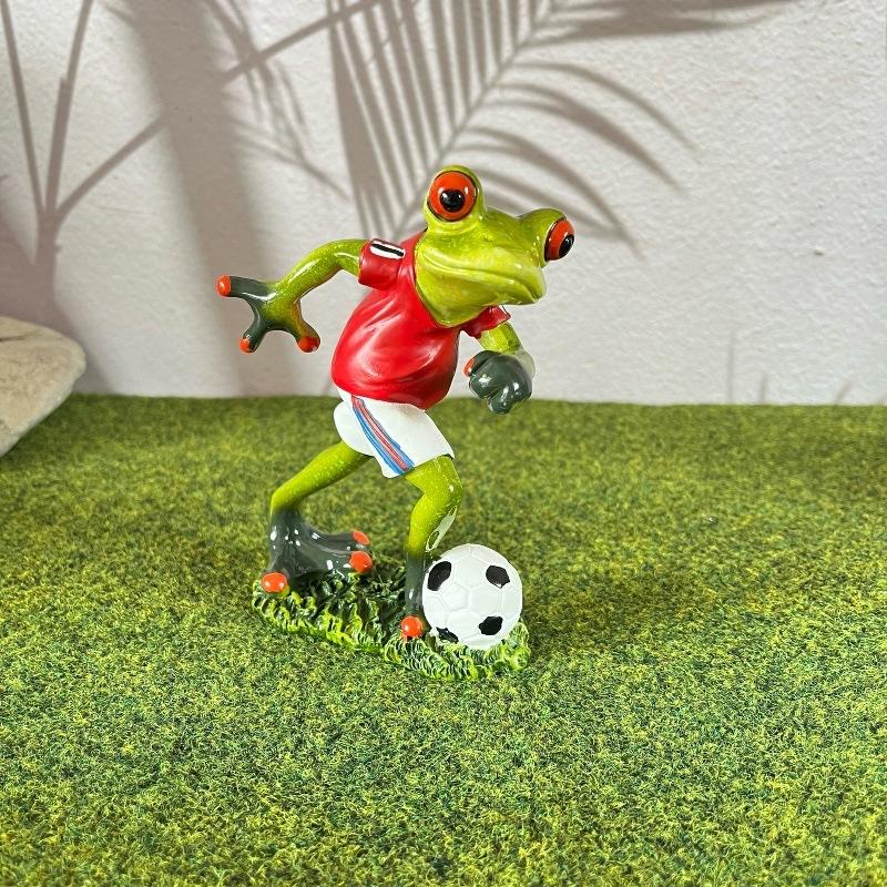 2pcs Creative Frog Football Player Statue Interesting Frog Athlete Figurine Indoor Home Desktop Decoration Resin Crafts Ornament