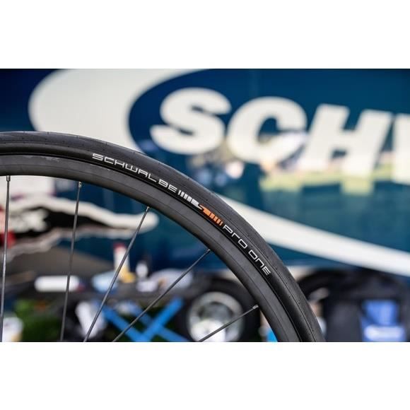 Pneu extérieur Schwalbe Pro One TLE28 x 1,20 (28-622) pliable - Noir - Vélo sur route
