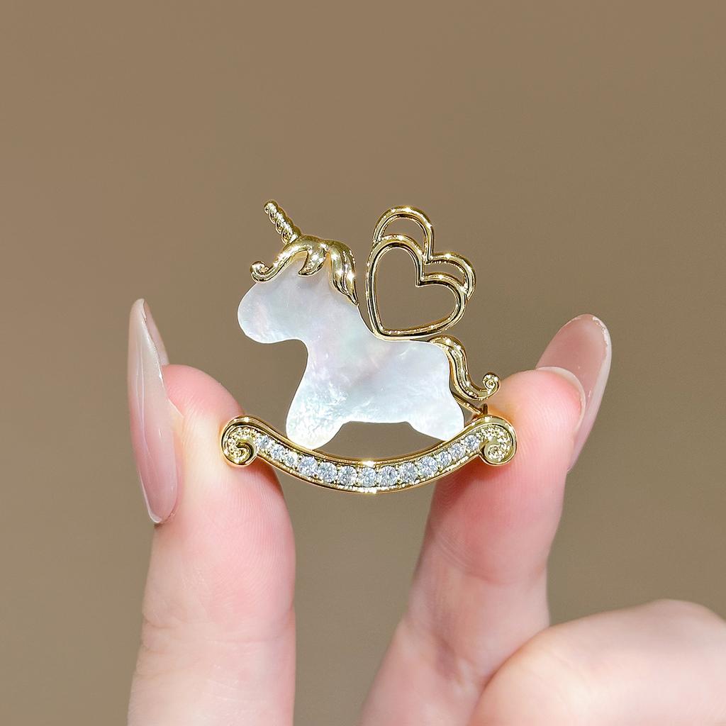 Get Rich Right Away, Alloy Year of the Horse Brooch, Light Luxury Women's Pin, Fashion Natal Year Brooch Jewelry