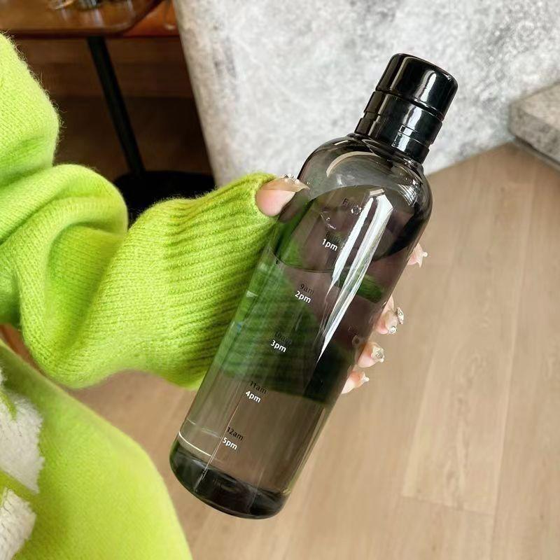 750ml Portable Hydration Bottles for Water Juice Coffee Durable Material for Outdoor Activities