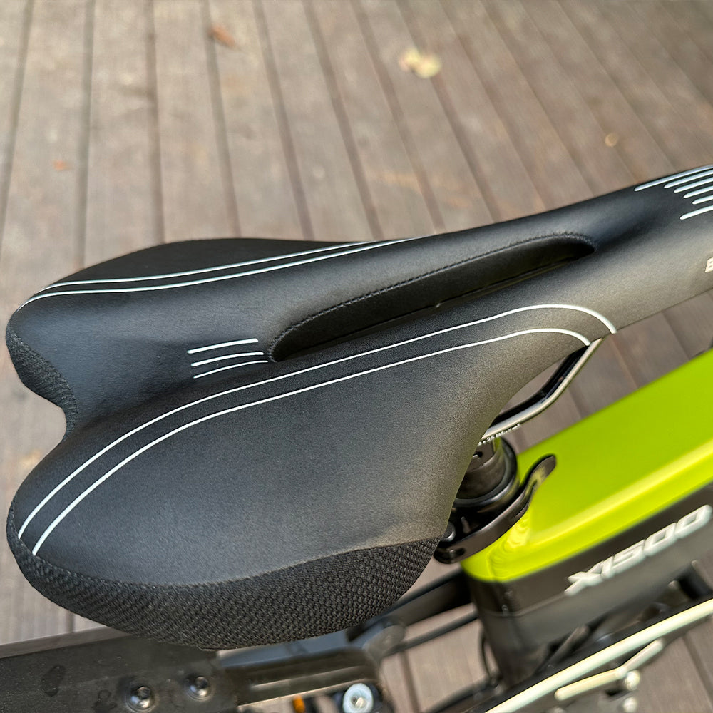 Bezior X1500 Rennrad Elektrofahrrad 1500W, 48V 12.8Ah, 40km/h, Shimano 27-Gang, Hydraulische Scheibenbremsen, 26"×4" Fat Tyre, 5" LCD-Display, IP54