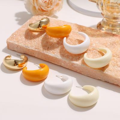 Retro C-shaped Resin Earrings New Acrylic Women's Exaggerated Earrings Geometric Earrings