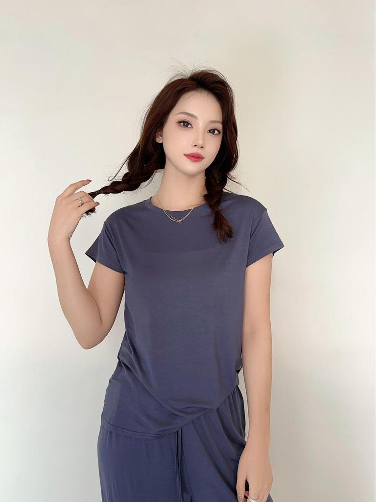 Damski bawełniany T-shirt z krótkim rękawem w jednolitym kolorze – Casualowy luźny krój, prosty letni styl