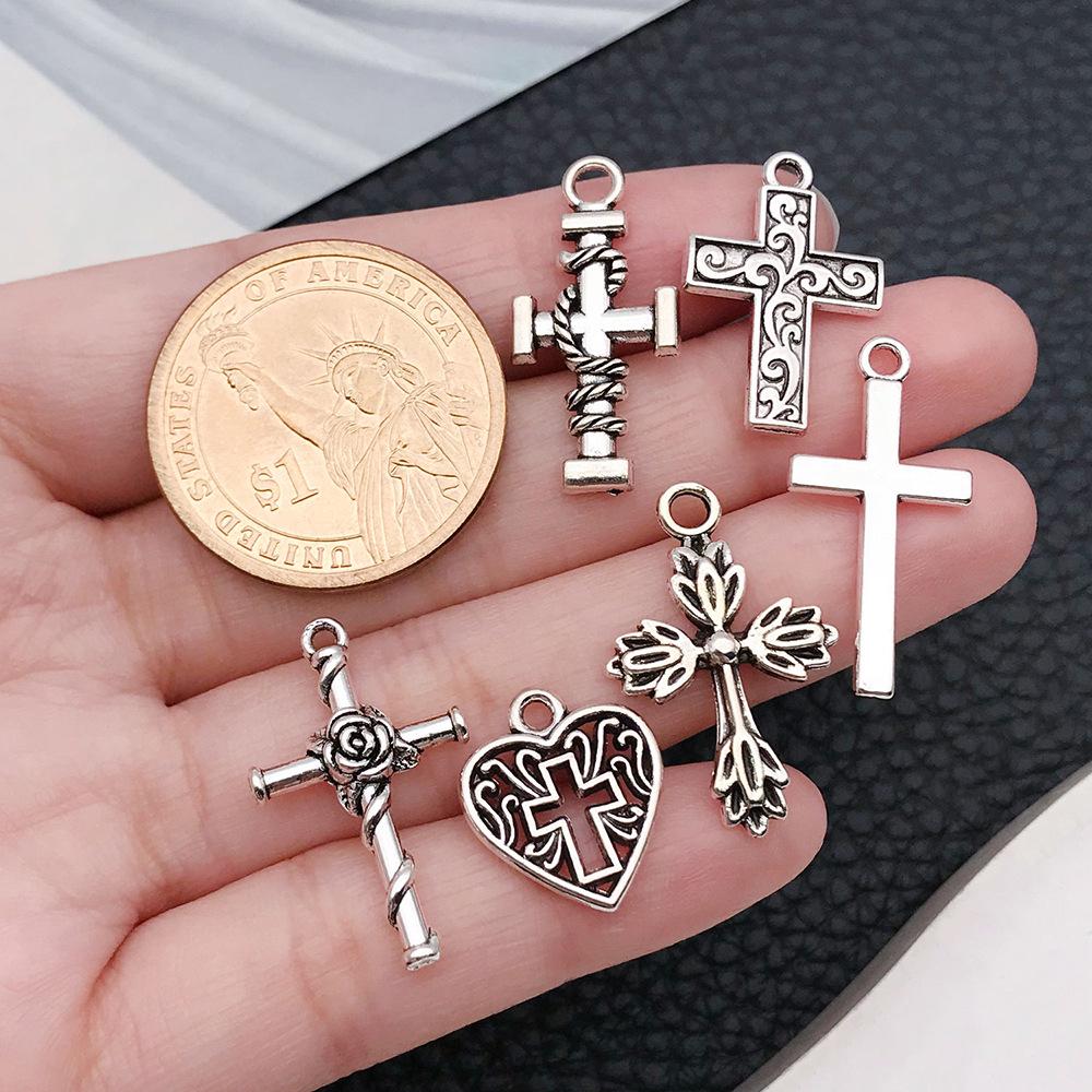 Vintage stříbrný křížek pro výrobu šperků