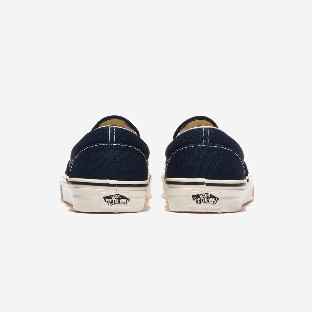 Vans Classic Slip-On - Duck Canvas Dress Blue [VN000Z7ALKZ-DUCK CANVAS Dress Blues]