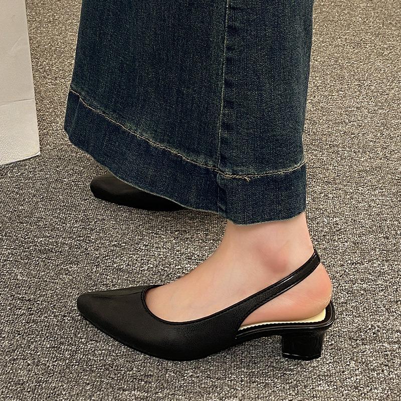 New Style of Women's Flip-flops Single-leg Shoes Thick Heels and Wedge Heels Slippers
