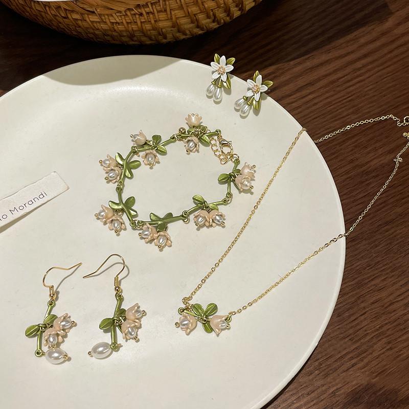 Orchid Pearl Earrings, Bracelets and Necklaces ~ Spring New Style Stud Earrings, Teenage Collar Chain