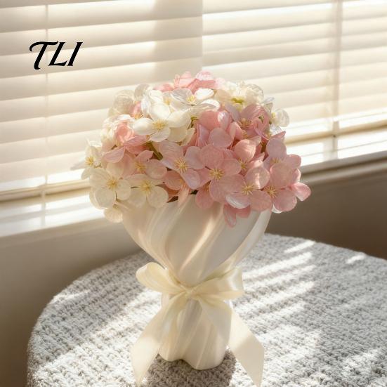 Handmade Textured Resin Vase 3D Printed Cream Color Vase, Silk Texture Art Vases for Nordic Style Dried Flower Living Room Entryway, Minimalist Modern