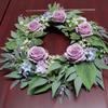 Artificial Flower with Leaf Realistic Purpler Rose Wreath Decoration for Door Window Hallway Farmhouses Wedding Wreath