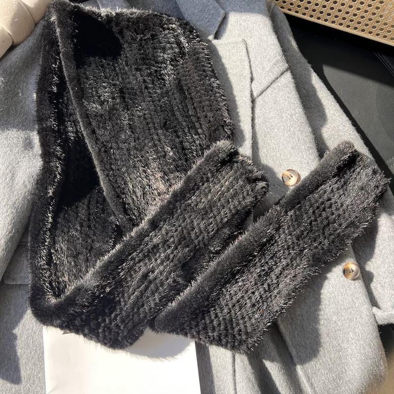 

Mink Hair Woven Snow Hat Women s Winter High-end Feeling Warm Neck Protection Double-sided Plush Fur Scarf Hat Integrated чорний