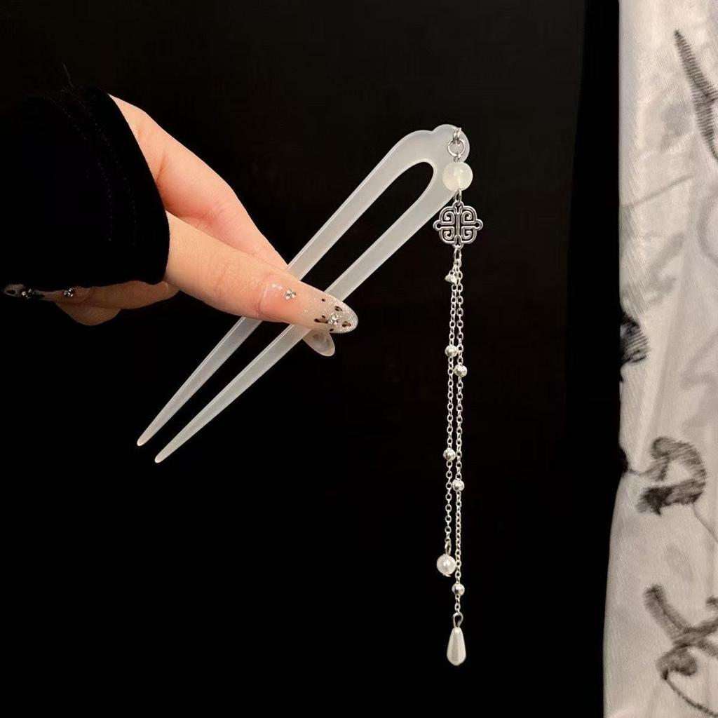 Sandalwood Women's Hairpin: Elegant Modern-Chinese Style Wooden Updo Stick