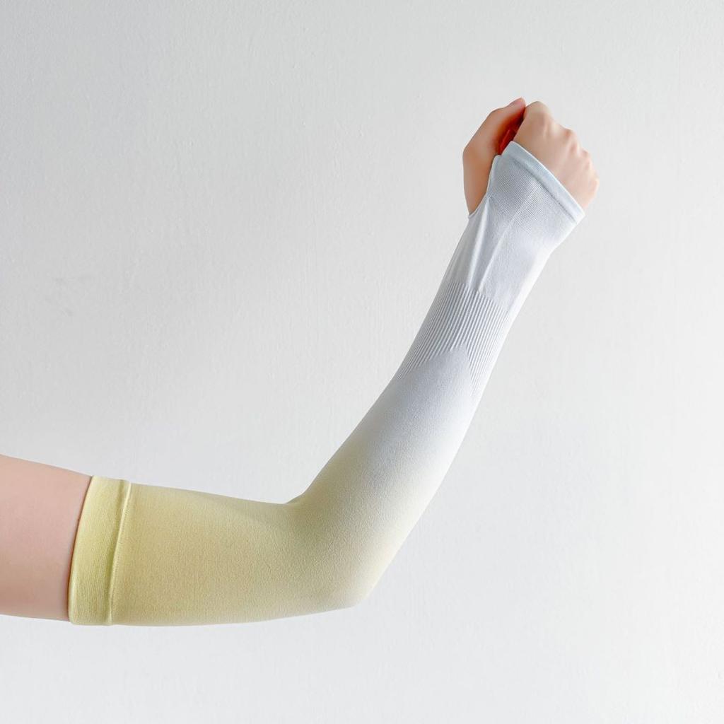 Unisex Summer UV Protection Arm Sleeves Gradient Color Ice Silk Cooling Sleeves
