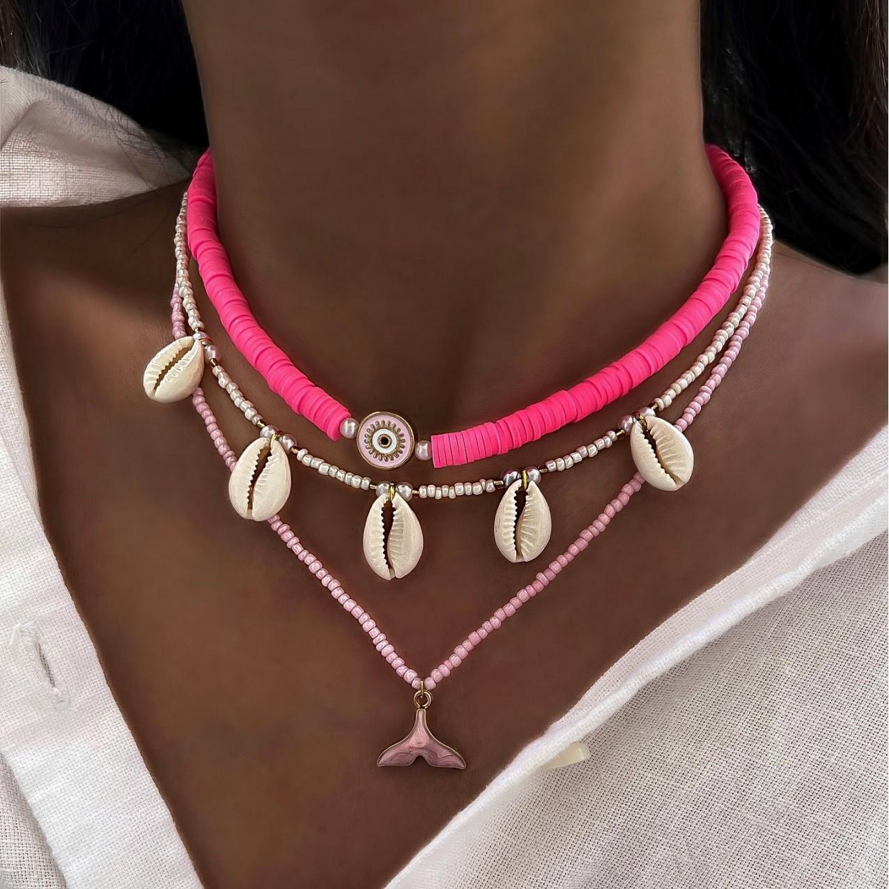 

Seaside necklace European and American beach wind necklace female fish tail shell love pendant