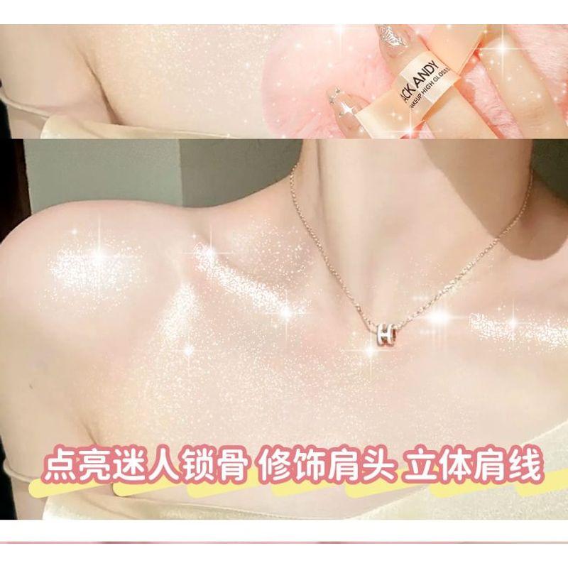 MACK ANDY - Heart Highlight Setting Powder Fluffy Ball