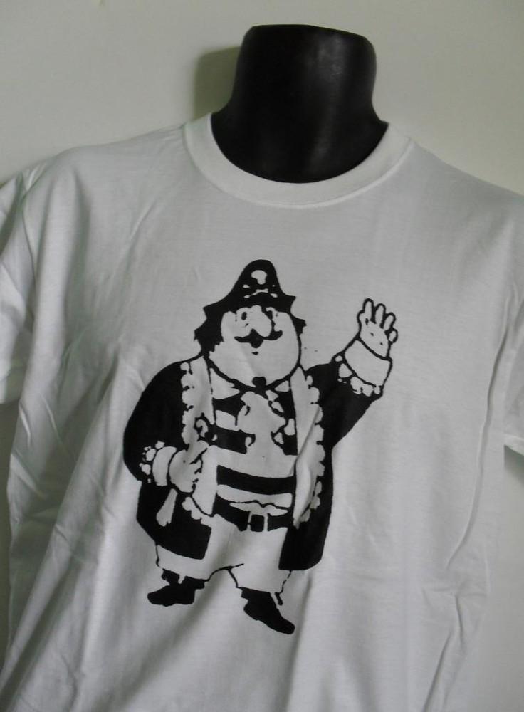 CAPTAIN PUGWASH TSHIRT Unisex T-Shirt L