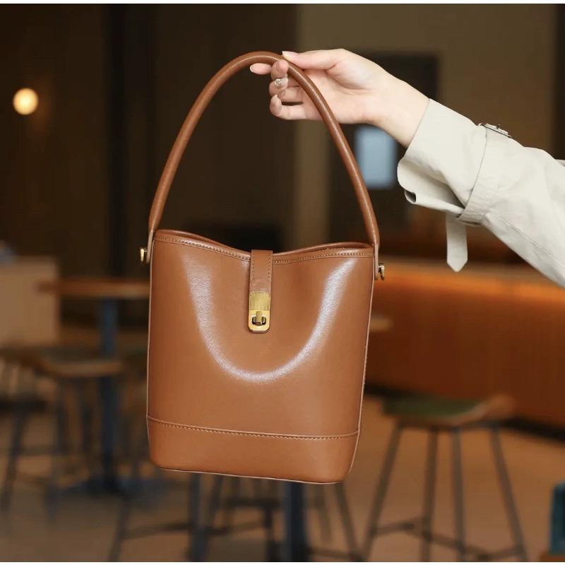 High End Fashion Handbag Bag for Women New Retro Simple Lock Bucket Bag Niche Crossbody Shoulder Bag
