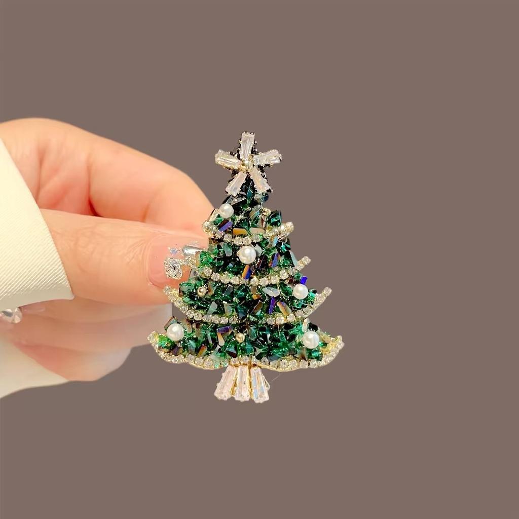 Cute and Simple Green Christmas Tree Brooch, Personalized Light Luxury, High-end, Niche Design, Christmas Atmosphere Brooch