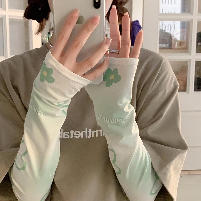 Gradient Color Floral UV Protection Sleeves for Women's Summer Cycling