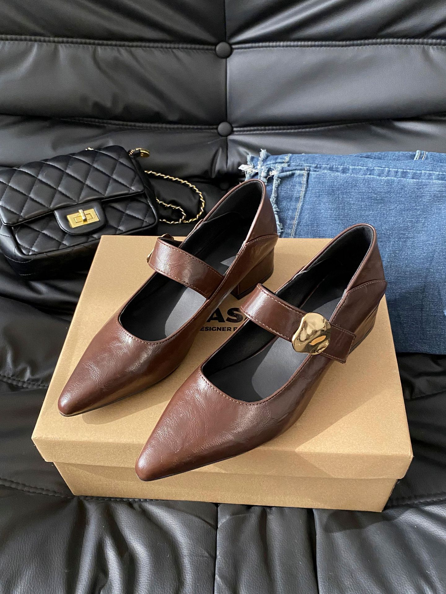 

Французские туфли Мэри Джейн для детей, весна и осень 2025, новые, с острым носком и юбкой, коричневые, на низком каблуке, одинарные туфли, для модной девочки 40