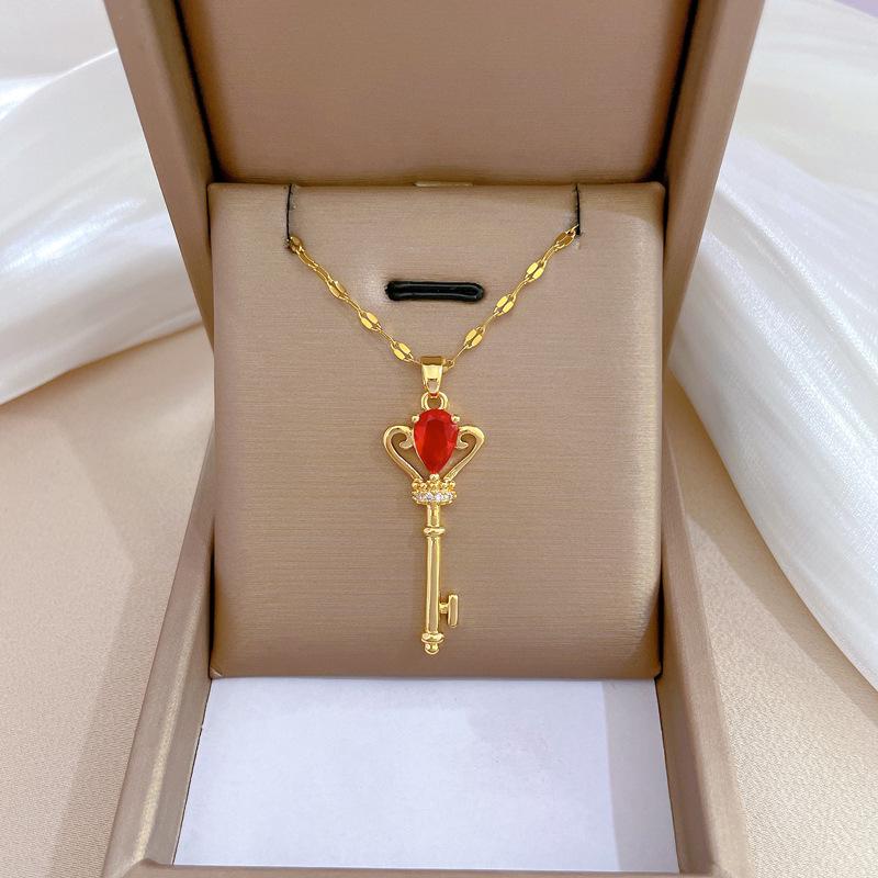 Titanium Steel Micro-Inlaid Luxury Necklace: Elegant Full Diamond Gold Design for Women