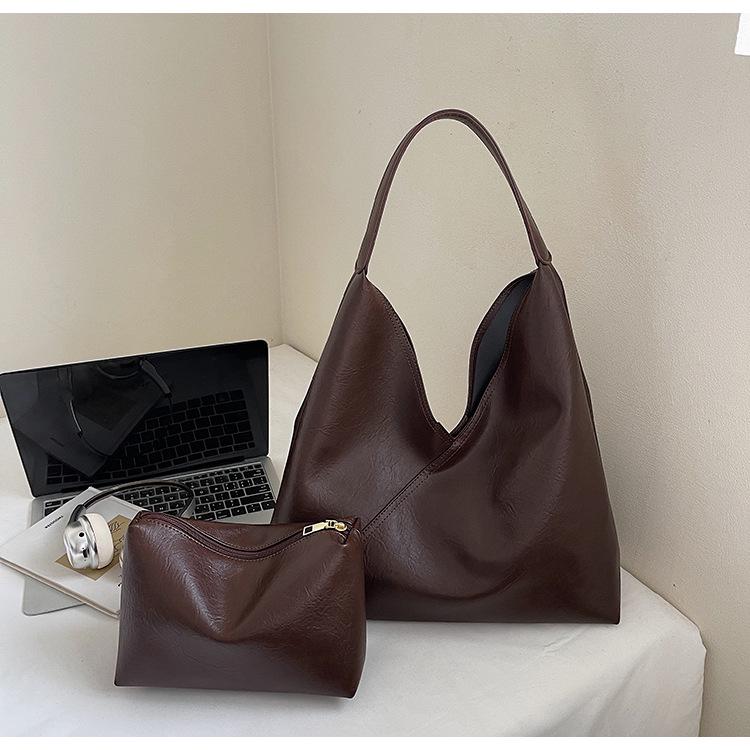 Retro Large Capacity Women's Tote Bag - Autumn/Winter Korean Style, Simple Versatile Single Shoulder Underarm Bag for Casual Commutes