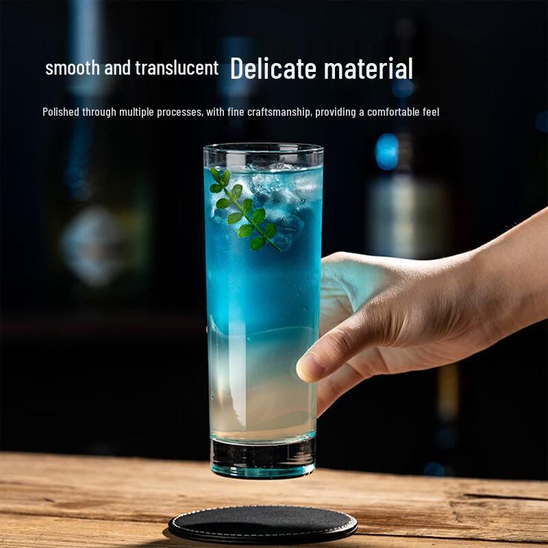 Klassisches gerades Cocktailglas