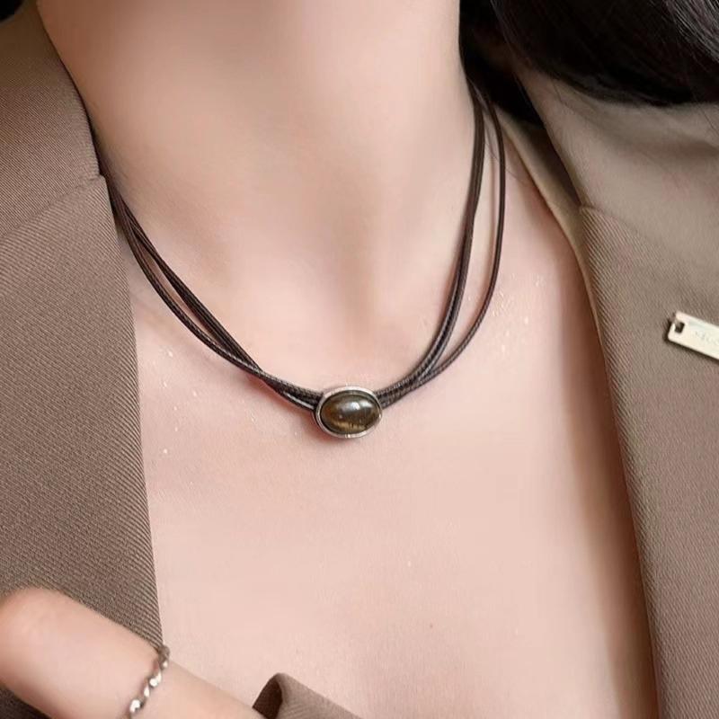 Vintage Leather Necklace Featuring Natural Tigers Eye Stone Adjustable Length Necklace Alloy Texture Present for Women