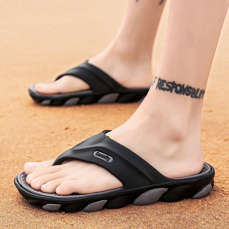 Flip Flops for Men Breathable Sandals Outdoor Slippers Summer Beach Sandals Quick Dry Shoes Men Casual Slippers