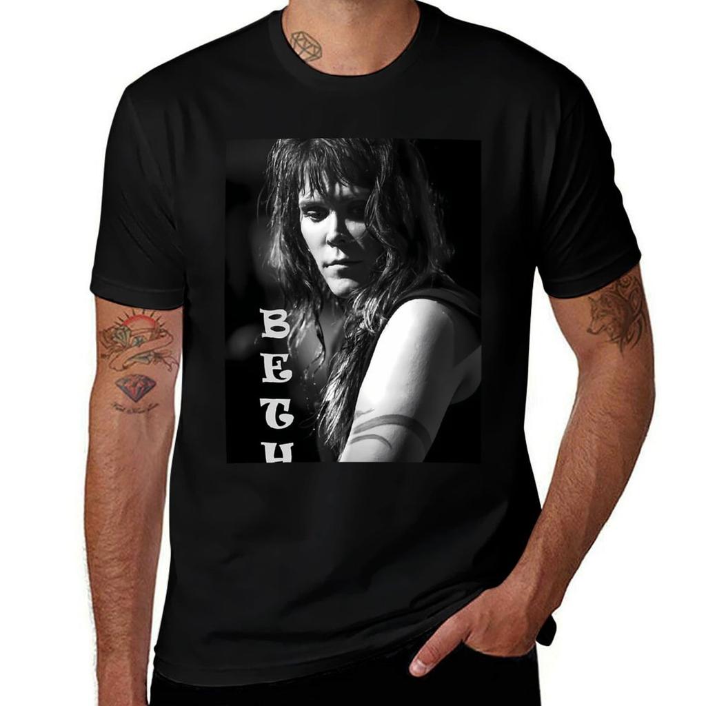 Beth Hart the queen of blues rock. T-Shirt Dry Fit Athletic Short Sleeve Shirt
