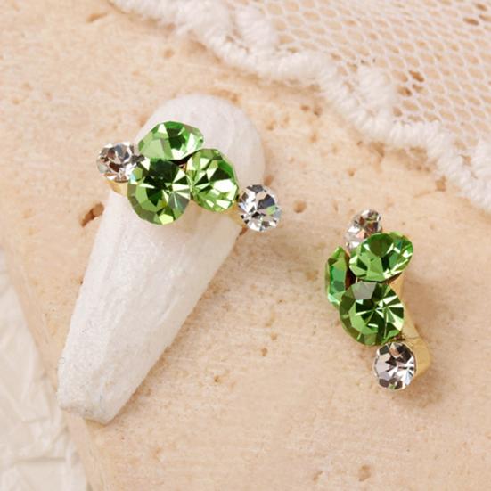 Wunderschöne Nail Art Strasssteine, exquisite Legierung, wasserfest