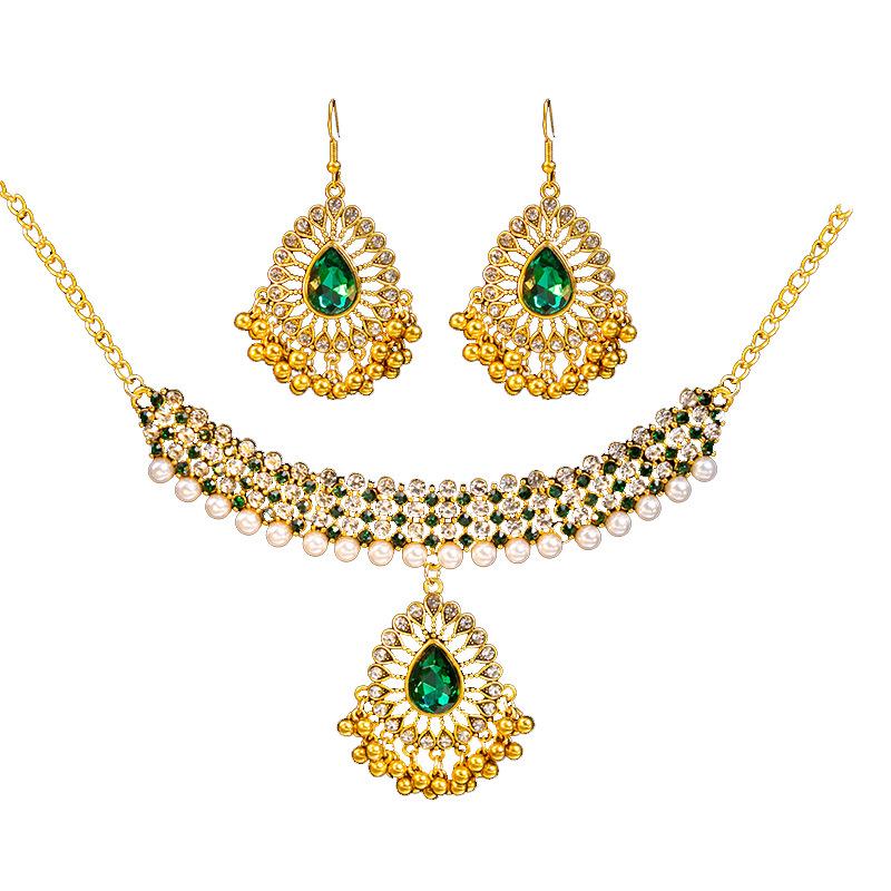 European & American Retro Palace-Inspired Pearl Water Drop Jewelry Set