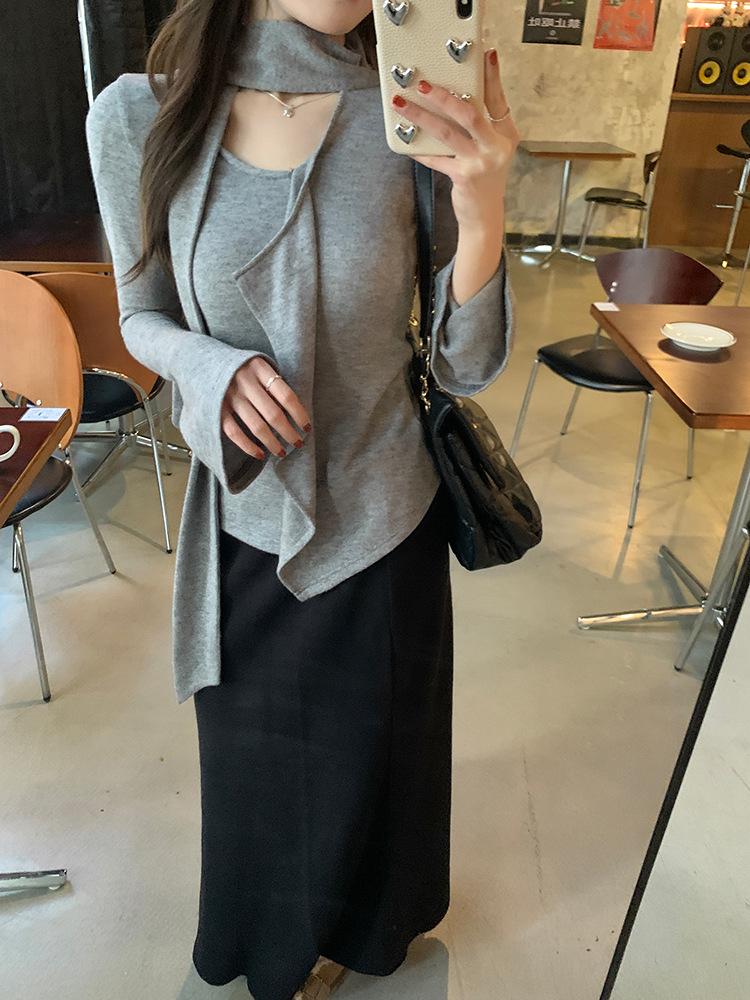 Korean Ruffle Halterneck Flowy Sleeve Slim Fit Top for Women - Chic Spring Arrival