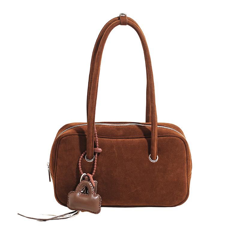 Korean version niche retro suede shoulder bag women's 2025 new simple daily commuter handbag shoulder bag