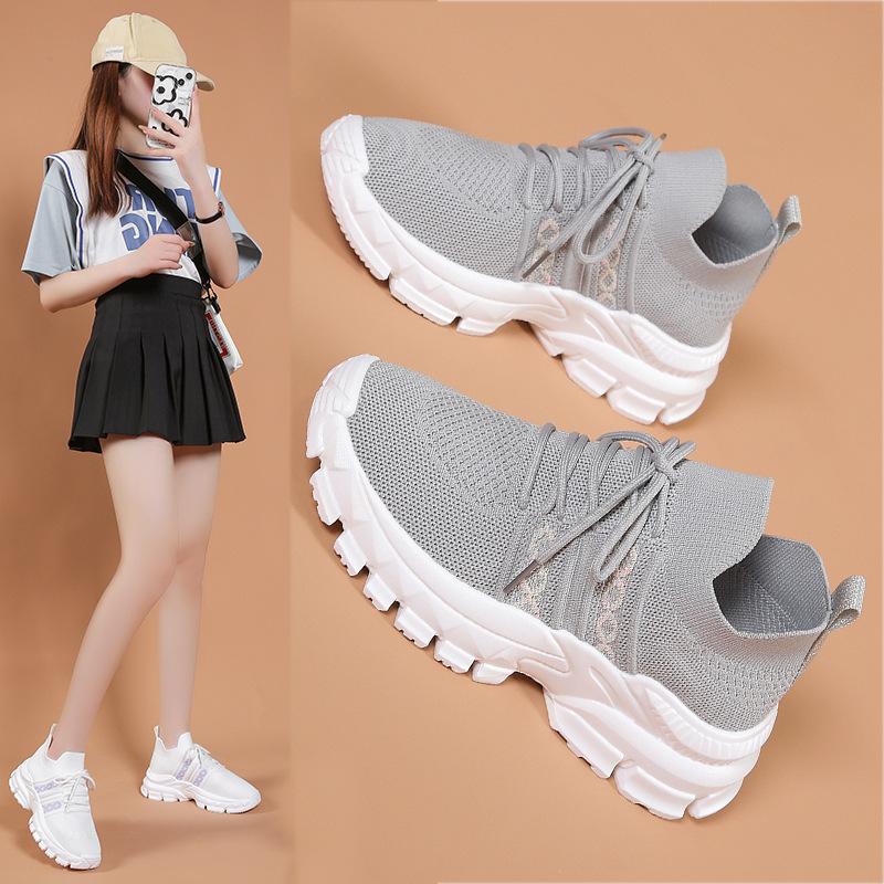 2025 autumn new lightweight and versatile thick-soled muffin bottom student breathable leisure sports running shoes ins