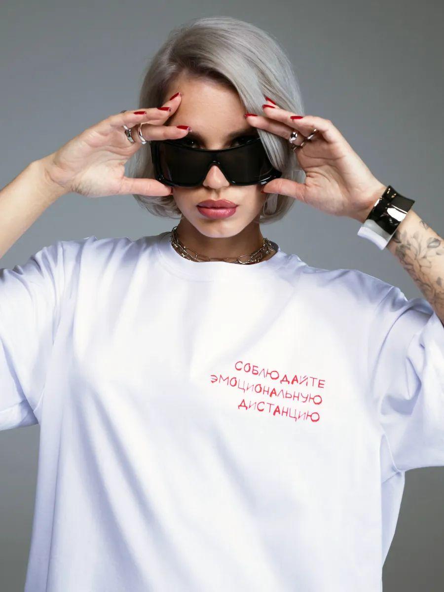 Basic solid oversized T-shirt with Y2K print S