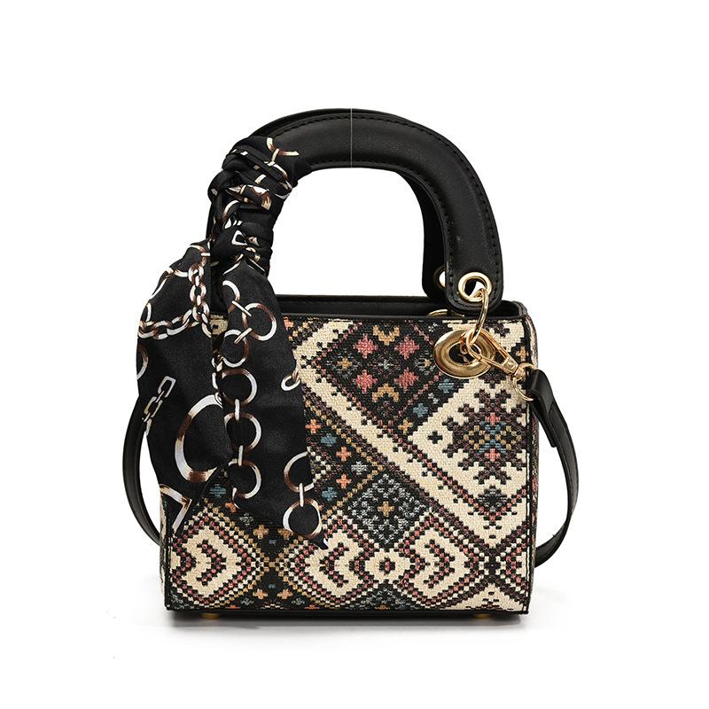 Women's Bag Summer New Bag Women's Atmospheric Styling Fashion Women's Bag Crossbody Shoulder Handbag