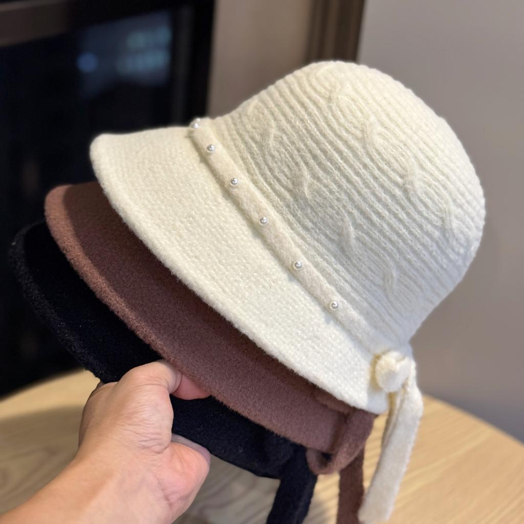 New Woolen Fisherman Hat for Women, French Retro Style, Versatile for Autumn and Winter, Warm and Face-slimming, Elegant Bucket Hat