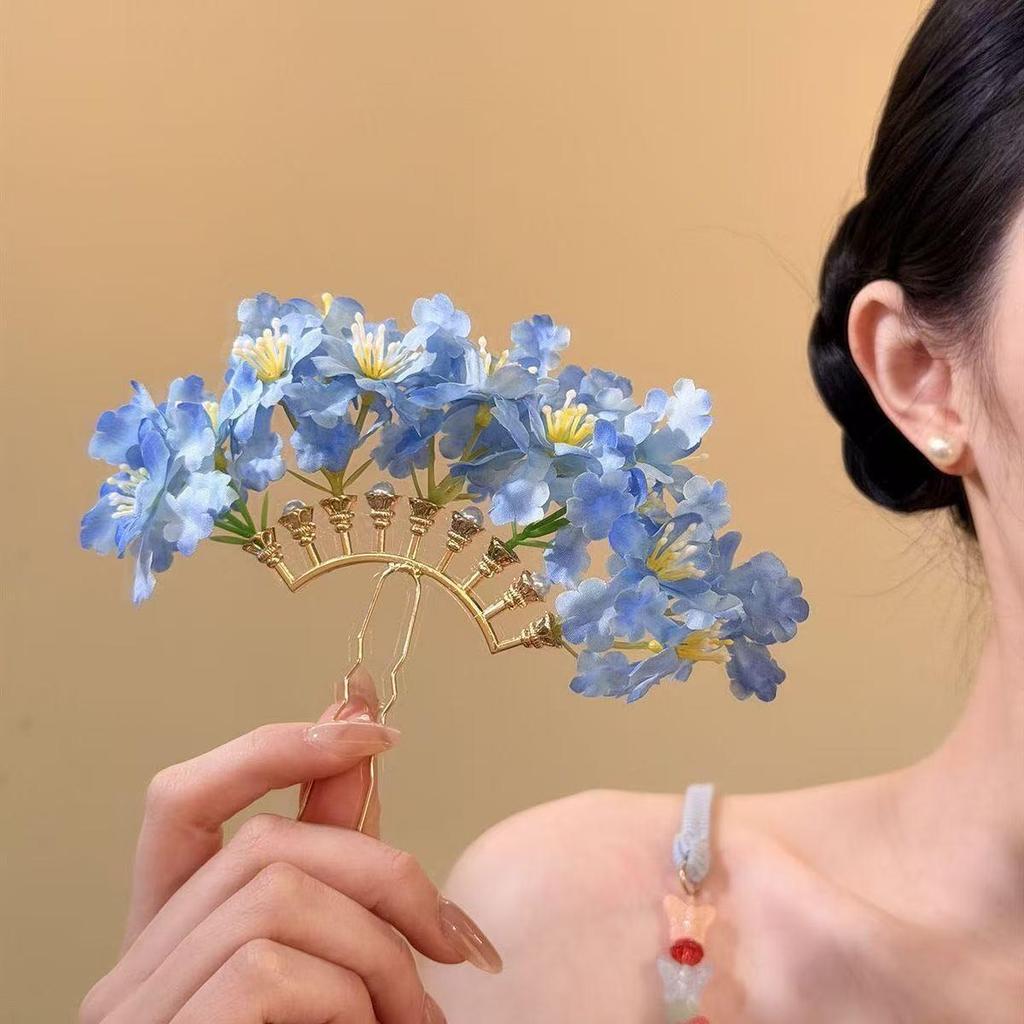 Sandalwood Women's Hairpin: Elegant Modern-Chinese Style Wooden Updo Stick