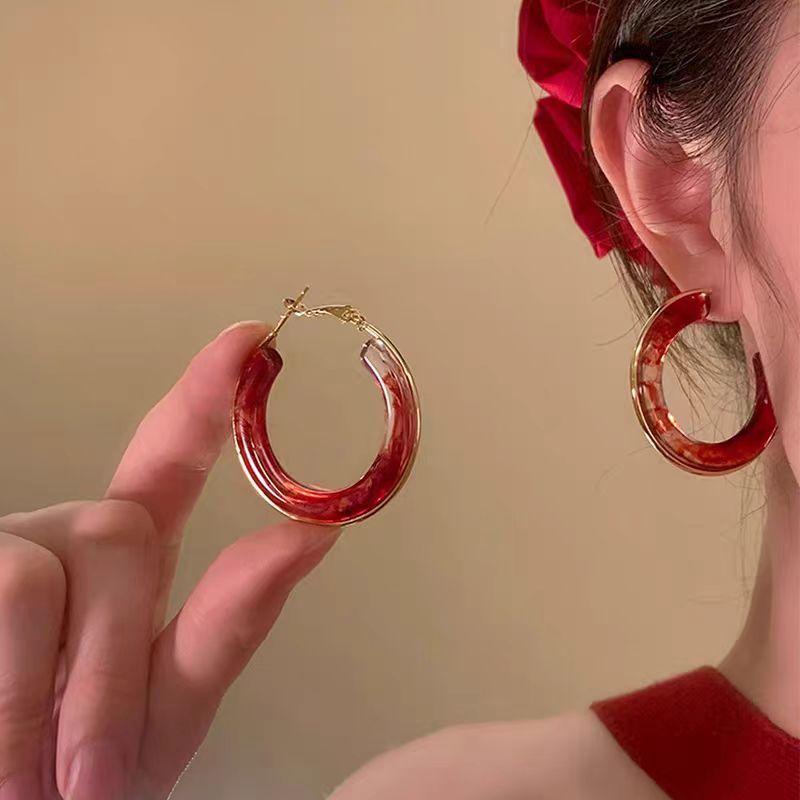 Red Style _ Temperament Ankara Red Ice Transparent Earrings Women'S Unique Personality Stud Earrings Senior Feeling Earrings